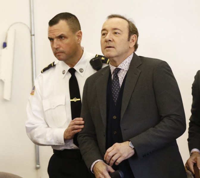 Оневиниха Кевин Спейси по дело за сексуално посегателство