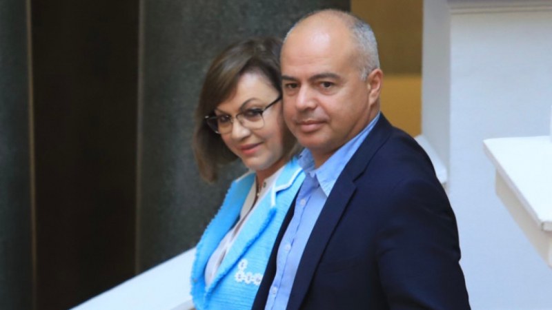 Свиленски очаква още една партия да напусне днес пленарната зала