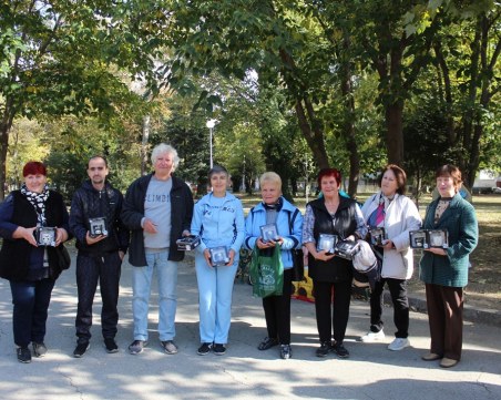 Хора с увреждания се състезаваха в парк „Рибница