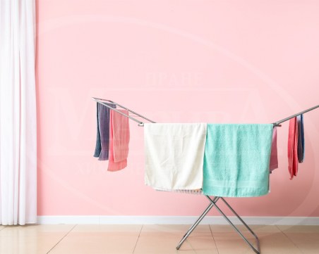 Учени: Сушенето на дрехи вътре може да доведе до здравословни проблеми