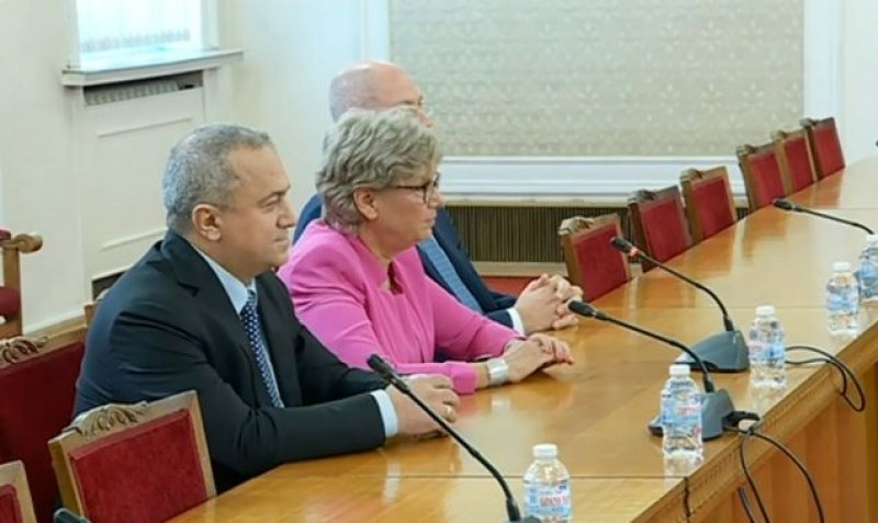 „Български възход”: Готови сме да си сътрудничим с всички партии в парламента