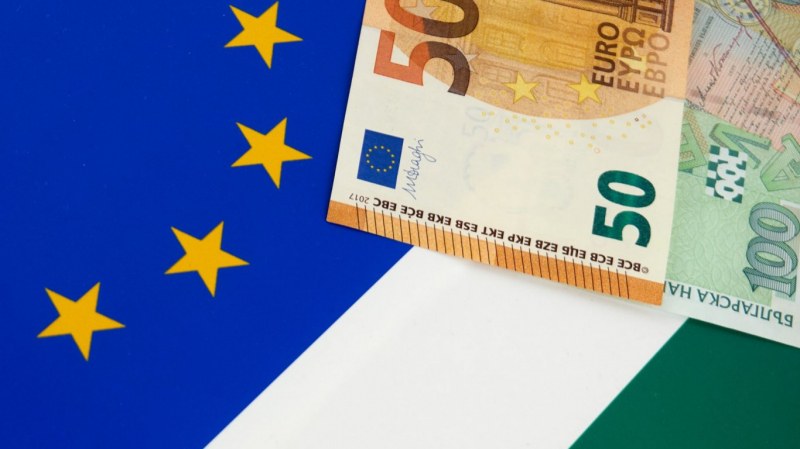 Икономисти: Приемането на еврото няма да доведе до поскъпване