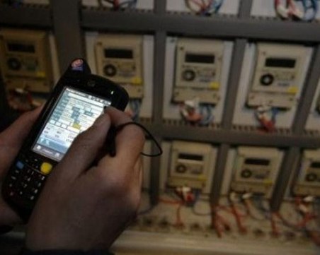 Министерство на енергетиката: Не се налага въвеждане на двойни тарифи на тока