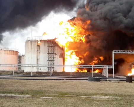 Русия е унищожила склад със 100 000 тона авиационно гориво