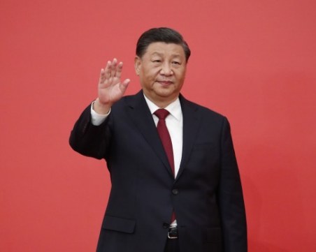 Си Дзинпин с трети мандат като лидер на Китай
