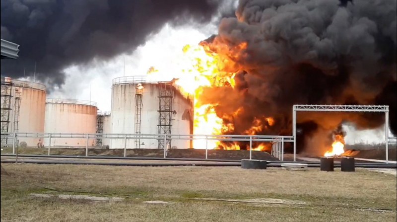 Русия е унищожила склад със 100 000 тона авиационно гориво
