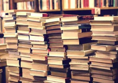 Девет библиотеки към читалищата в община Родопи ще обновят книжния