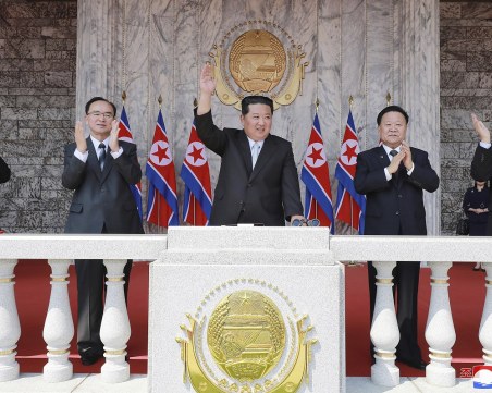 Северна и Южна Корея размениха изстрели