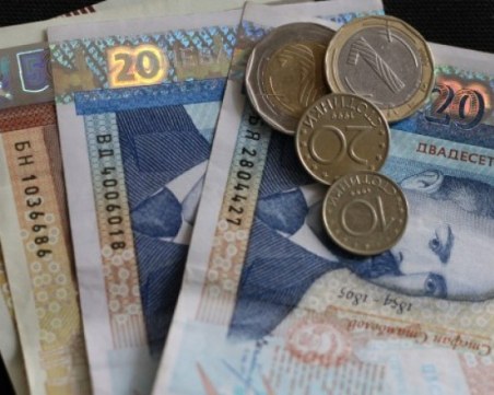 Служебният кабинет предлага минимална пенсия от 523 лв. от 1 юли