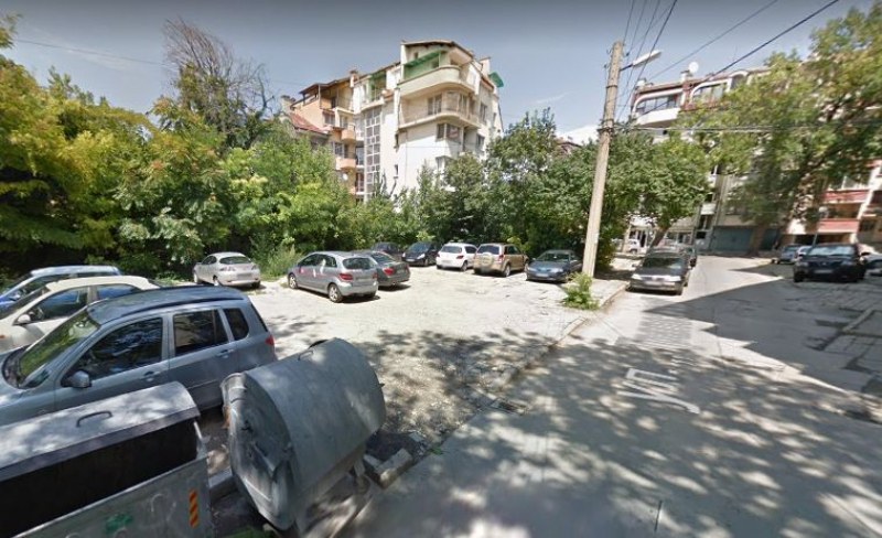 Вдигат нова сграда към Община в супер центъра на Пловдив за 3 млн. лева