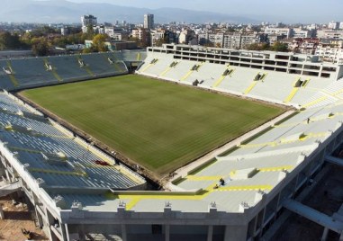 Стадион Христо Ботев вече има ново тревно покритие От клуба