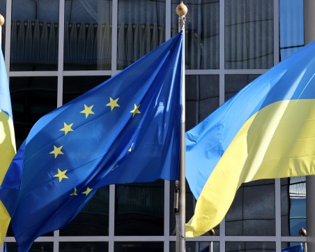 ЕС със спешна помощ за Украйна от 1 млрд. евро