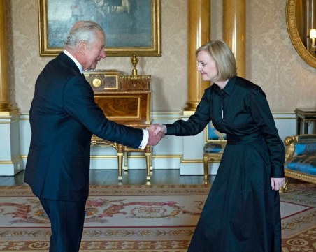 Лиз Тръс: За мен беше огромна чест да водя страната”