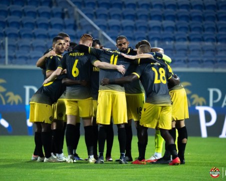 Наказаха играч на Ботев, Локомотив с глоба