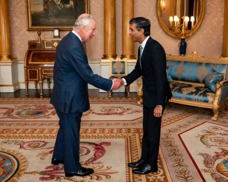 Риши Сунак официално стана премиер на Великобритания