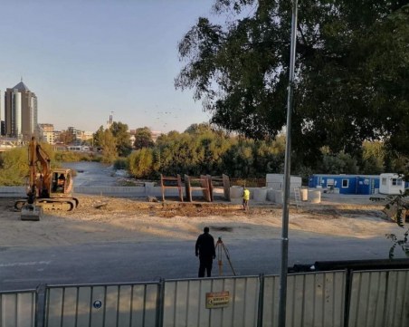 За колко време ще спре пробивът на Водната палата? Местният парламент казва тежката си дума