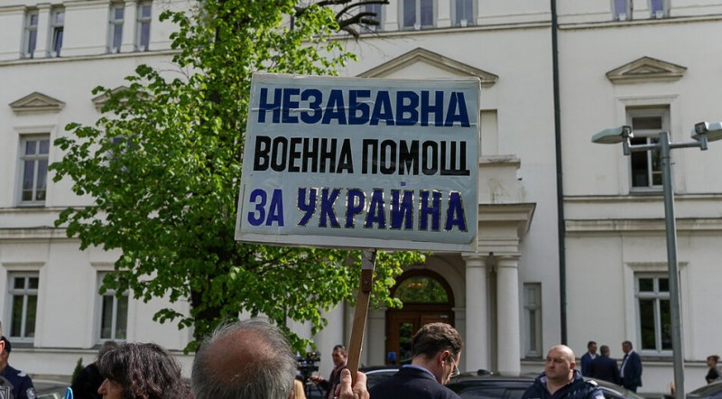 ГЕРБ внесе проекторешение за изпращане на оръжия за Украйна