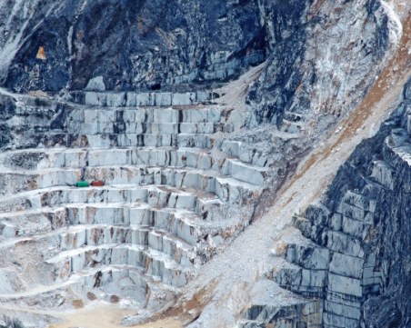 Асеновградска фирма ще добива мрамор от кариерата на Горнослав