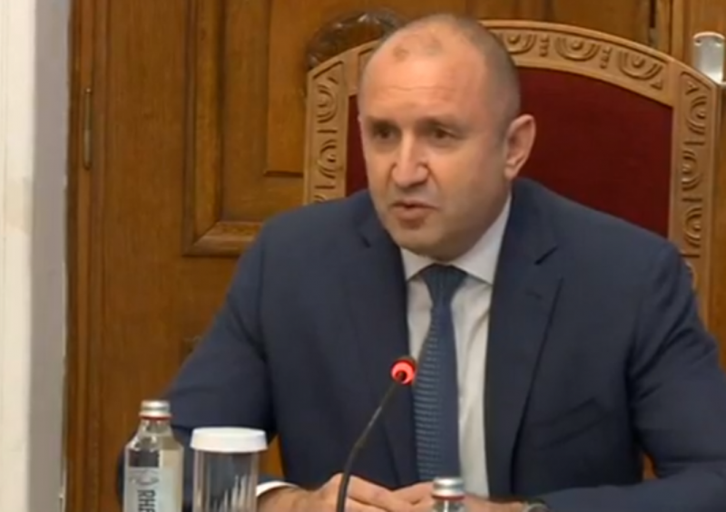 Започнаха консултациите при президента с ГЕРБ