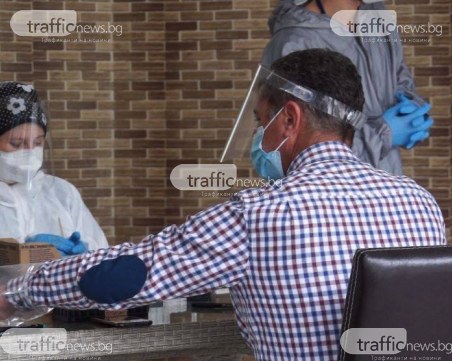 COVID мерките се удължават до 2 ноември