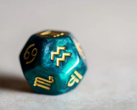 Скритите послания: Тъмната страна на зодия Водолей