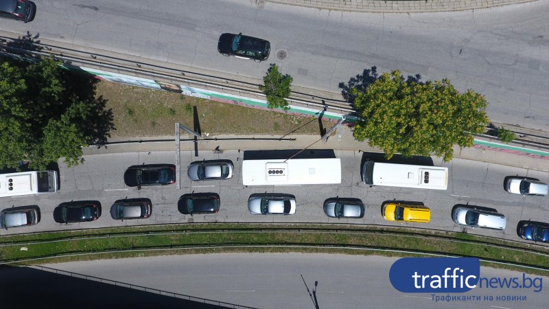 Облекчават движението на невралгични кръстовища в Пловдив с десни завои