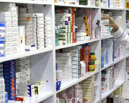 Остър дефицит на редица лекарства у нас, няма дори и детски сиропи