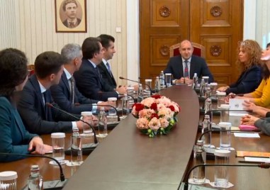 Започна втория ден на консултации за съставяне на правителството при