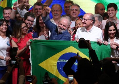 Бившият бразилски президент Луиз Инасио Лула да Силва победи настоящия
