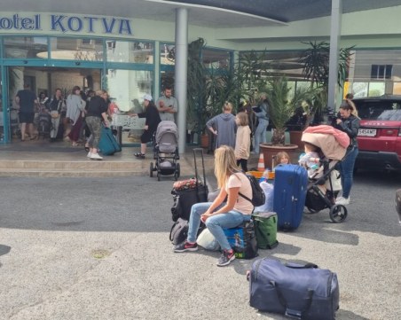 Протест в Слънчев бряг заради края на програмата за украински бежанци