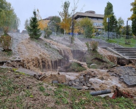 След взрив: Фекални води заляха Волгоград