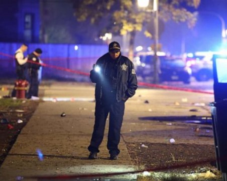 Най-малко 14 ранени при масова стрелба в Чикаго на Хелоуин