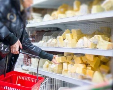 Гладни ли да стоят пловдивчани? Кашкавалът над 30 лева за килограм, каймата - 10 лв./кг.