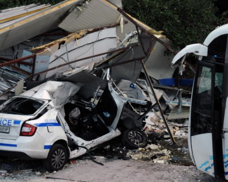 16 служители на МВР с нарушения, довели до катастрофата със загинали полицаи в Бургас