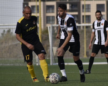 Ботев счупи каръка срещу Локо в първенството за ветерани