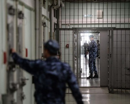 Европол: На Балканите са арестувани 382 трафиканти на наркотици, хора и оръжия