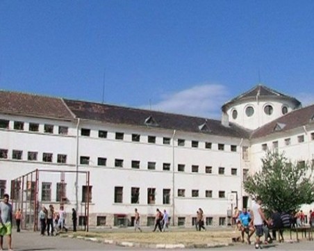 Издирват избягал затворник от Стара Загора