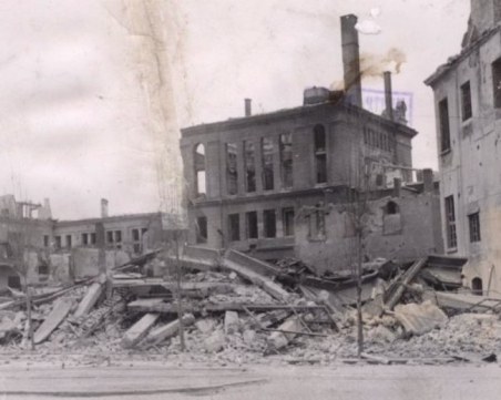 На този ден: Британски самолети бомбардират Пловдив