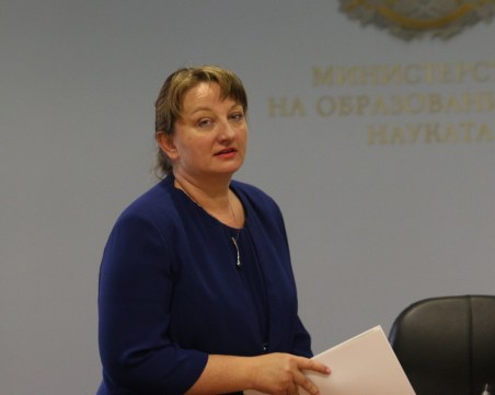 Сачева: Ако не получим подкрепа, няма логика да има правителство с втори мандат