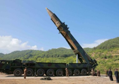 Северна Корея изстреля четири балистични ракети с малък обсег към