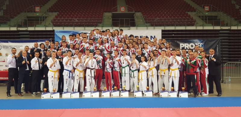 Пловдивските каратеки се върнаха с 14 медала от Европейското