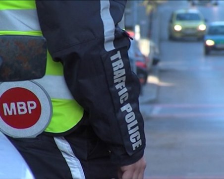 Дипломатически автомобил катастрофира в София, шофьорът отказа проби за алкохол и дрога