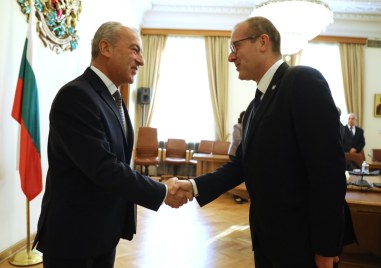 Министър председателят Гълъб Донев проведе среща с регионалния директор на Световната