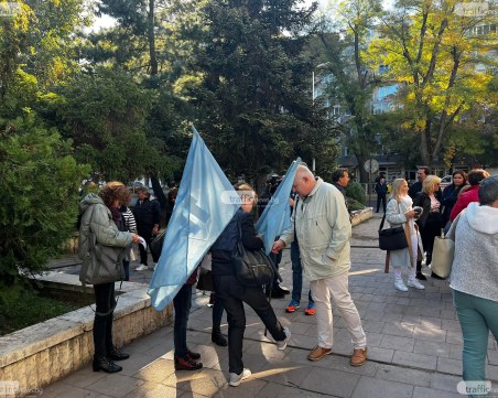 Протест! Линейките в цяла България пускат сирени днес