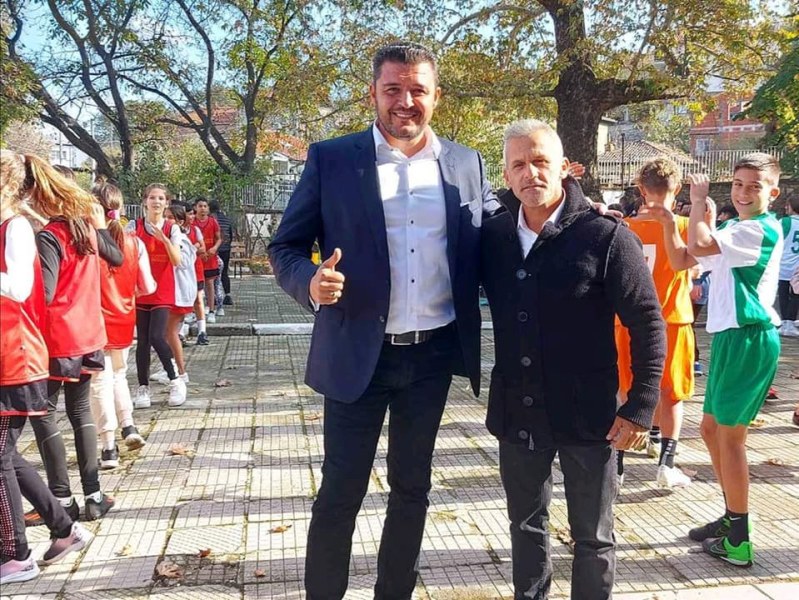Ученици посрещнаха най-успешния български гимнастик Йордан Йовчев в Първенец