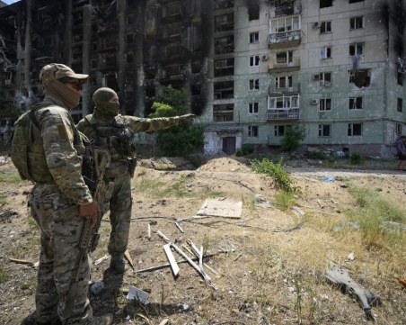 Киев не вярва, че Русия напуска Херсон 