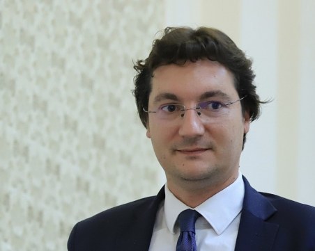 Крум Зарков: Трагедията със загиналия полицай се използва за политически атаки