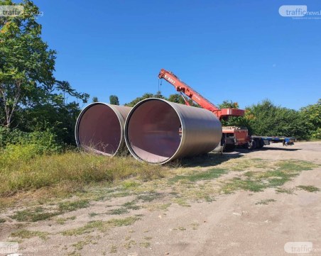 Спират движението по част от ул. „Модър