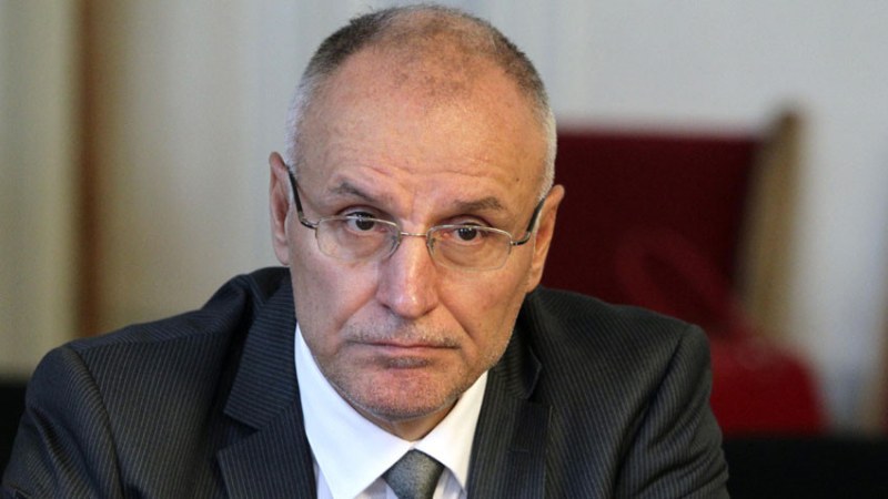 Управителят на БНБ: Атаките срещу еврото са атаки срещу лева и валутния борд