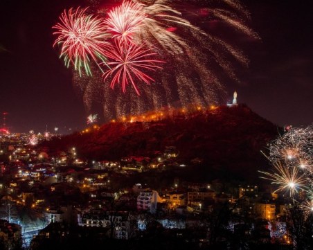 ВАС решава: Може ли общините да забраняват фойерверките?